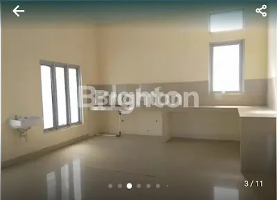 image GEDUNG KANTOR DI KAWASAN KOMERSIIL (7)