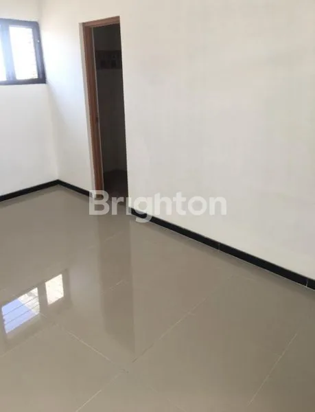 image RUMAH USAHA MEDAYU UTARA GRESS 1,5LANTAI LOKASI STRATEGIS JALAN UTAMA (2)