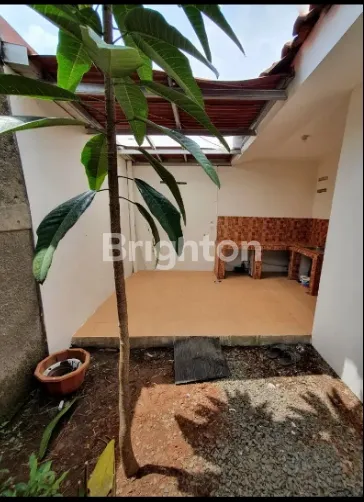image RUMAH SIAP HUNI DI TAMAN RAHAYU SETU BEKASI (4)