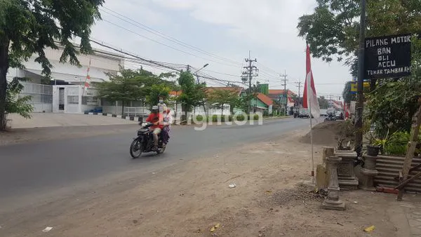 image RUMAH TOKO UNTUK USAHA DI 0 JLN (2)