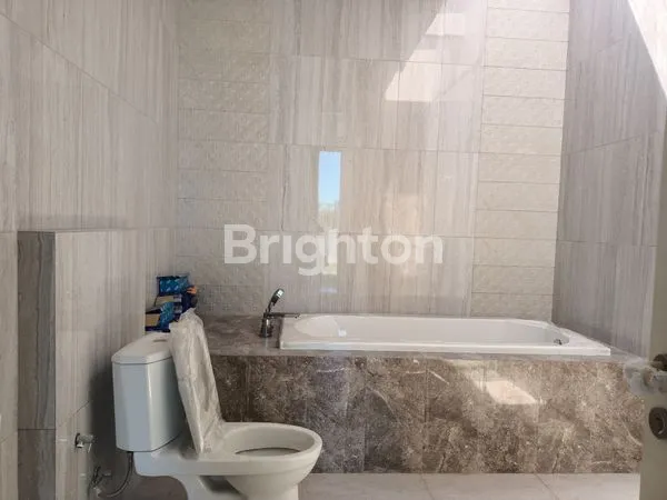 image RUMAH BESAR DIJUAL  LUX DESIGN PAKUWON CITY (5)