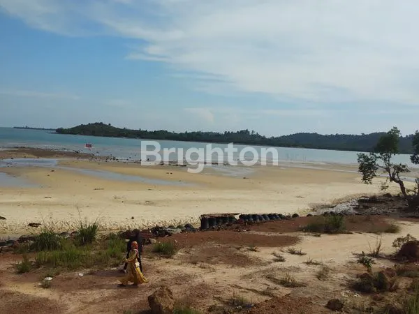 image PULAU DI JEMBATAN 3 BARELANG (3)
