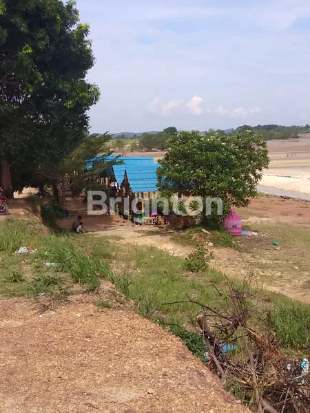 image PULAU DI JEMBATAN 3 BARELANG (4)