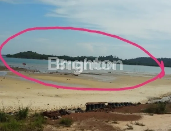 image PULAU DI JEMBATAN 3 BARELANG (2)