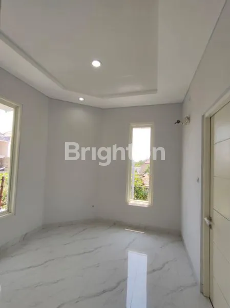 image RUMAH MINIMALIS 2 LT POSISI HOOK FREE AC LOKASI MANYAR TIRTOASRI (13)