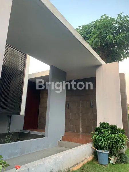 image RUMAH ISTANA DIENG MINIMALIS DARI ARSITEK, TERAWAT, LOKASI POJOK, 2 - LANTAI, TERMASUK SEMUA FURNITURE YG MELEKAT. (2)