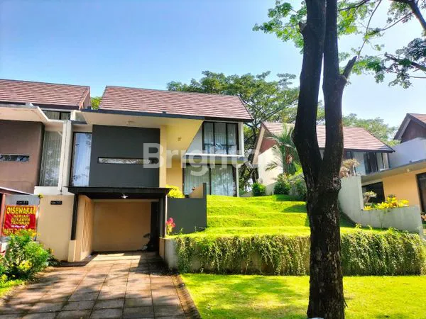 image VILLA GOLF MANSION, 2 LANTAI. TAMAN DAYU (1)