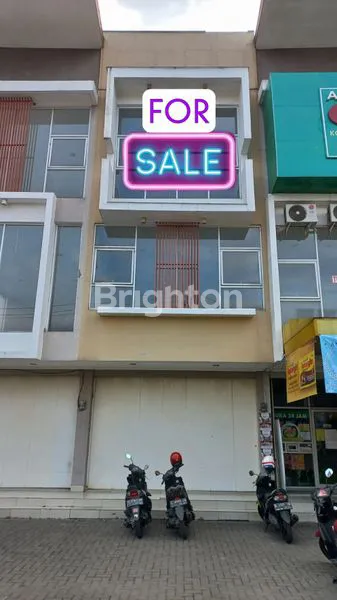 RUKO DI PINGGIR JALAN RAMAI