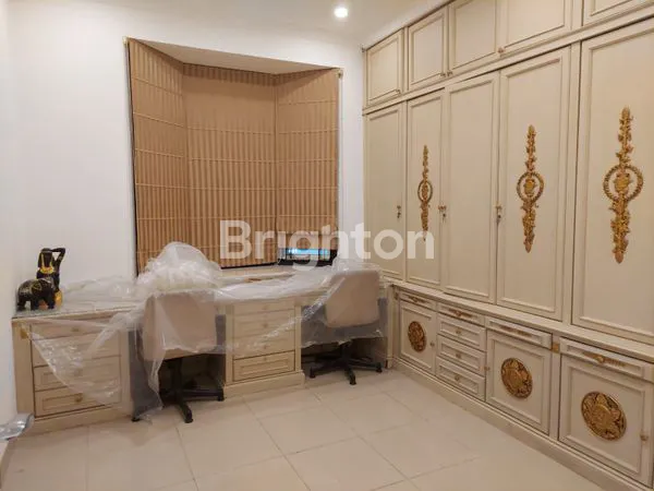 image RUMAH SIAP HUNI RAPI MEWAH DI GADING KIRANA KELAPA GADING (2)