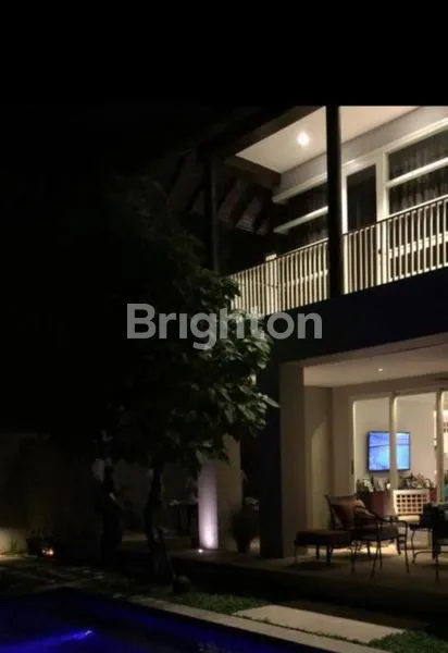 image RUMAH MEWAH ISEN DARMO HARAPAN FULL RENOVASI (1)