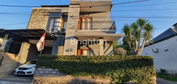 image RUMAH 2 LANTAI DI TAMAN GRIYA JIMBARAN BALI (1)