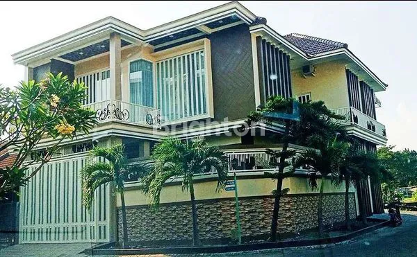 image RUMAH DI PALM SPRING REGENCY HOOK (1)