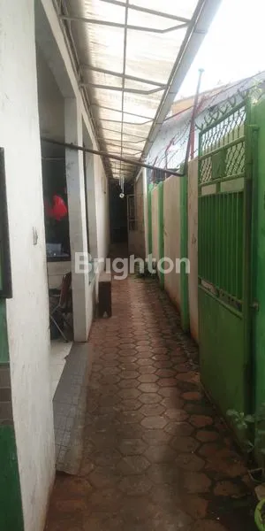 image RUMAH PINGGIR JALAN (2)