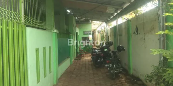 image RUMAH PINGGIR JALAN (1)