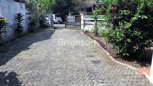 image RUMAH BESAR & LUAS DI TENGAH KOTA BANDUNG (5)