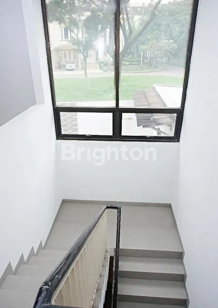 image RUMAH KECEH & CLEAN, DI KAWASAN ELITE LIPPO CIKARANG UNFURNISHED (3)