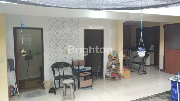 image MURAH RUMAH LAMA DI LEBAK ARUM SURABAYA (5)