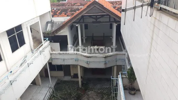 image GEDUNG PERKANTORAN 3 LANTAI BANYAK RUANGAN DI DEKAT MERR (4)