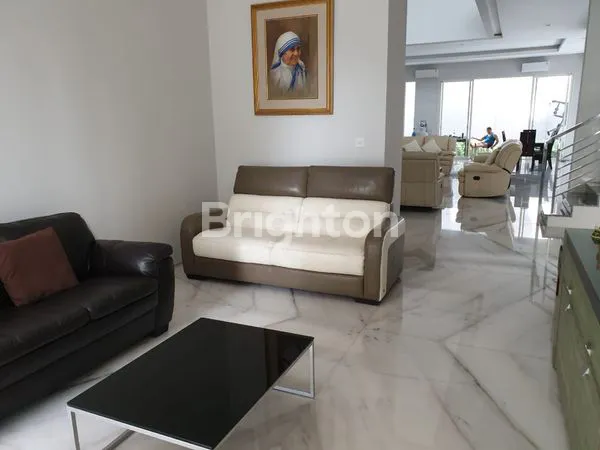 image RUMAH MEWAH SIAP HUNI CITRALAND  (3)