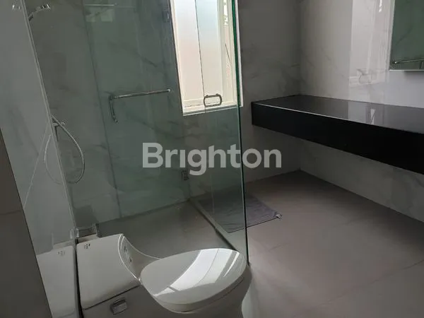 image RUMAH MEWAH SIAP HUNI CITRALAND  (6)