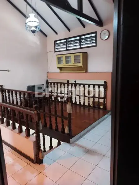 image 1.275M WISMA KEDUNG ASEM RUNGKUT (4)