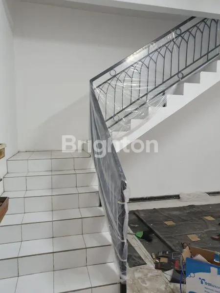 image RUKO 3 LANTAIJL. KLAMPIS JAYA SURABAYA (2)