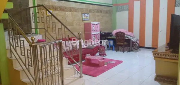 image PINGGIR JALAN DAERAH BUNGA-BUNGA (3)