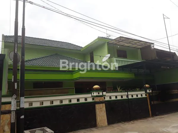 image PINGGIR JALAN DAERAH BUNGA-BUNGA (1)