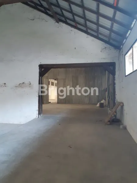 image GUDANG MURAH DI RAYA KENJERAN SURABAYA (3)