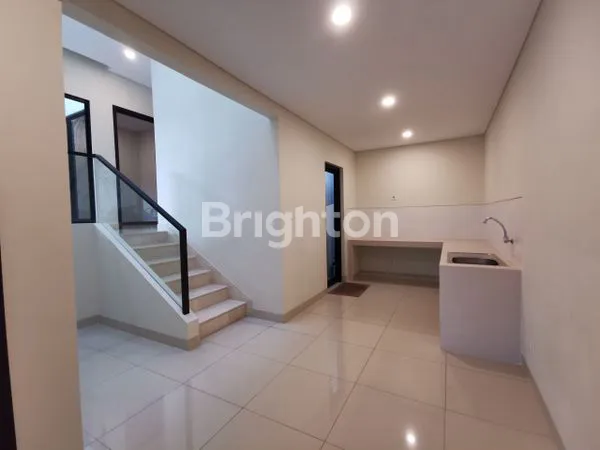 image RUMAH MOZART SUMMARECON SERPONG TANGERANG (5)