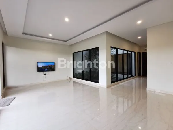 image RUMAH MOZART SUMMARECON SERPONG TANGERANG (4)