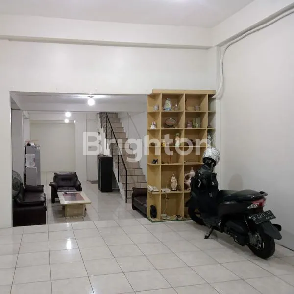 RUKO AKSES JALAN BESAR HALMAHERA SEMARANG TIMUR DEKAT JAVA MALL