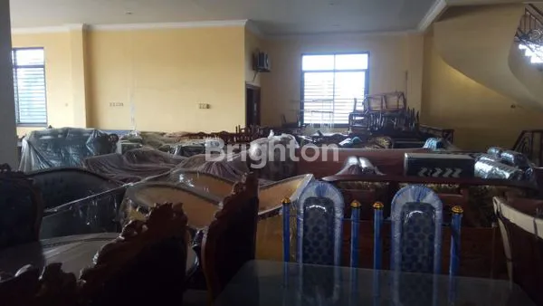 image RUKO ATAU SHOWROOM MEWAH (6)