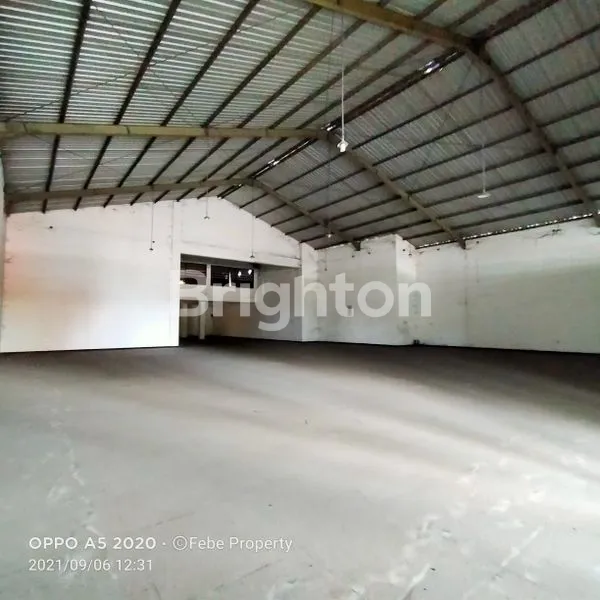 image RUKO LUAS DI TULUNGAGUNG (3)