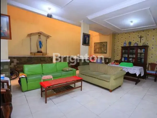 image RUMAH 2 LANTAI DI BOULEVARD GRAND GALAXY BEKASI (3)