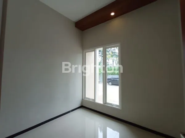 image HUNIAN WISATA VIEW LERENG GUNUNG KAWI HUNIAN KONTUR TERTATA ISTIMEWABERBUKIT SANGAT SEJUK 10 MENIT DARI PASAR BESAR 25 MENIT DARI BATU  (1)