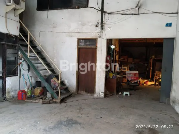 image GUDANG 2 LANTAI LOKASI STRATEGIS LEBAK SARI (5)