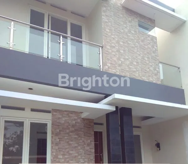 image RUMAH 2 LANTAI SIAP PAKAI DI SEMARANG BARAT (8)