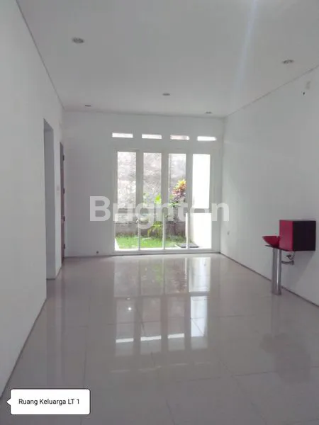 image RUMAH 2 LANTAI SIAP PAKAI DI SEMARANG BARAT (3)