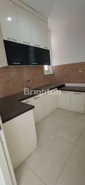 image RUMAH SECOND TERAWAT GRAHA FAMILY (2)