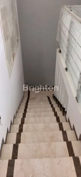 image RUMAH SECOND TERAWAT GRAHA FAMILY (3)