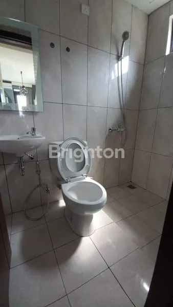 image RUMAH MODERN MINIMALIS KBP STANDAR (4)