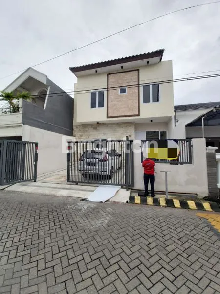 image RUMAH SIMPANG DARMO PERMAI SELATAN SDPS BARU GRESS (1)