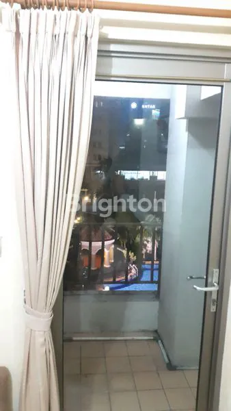 image APARTEMEN MEDITERANIA GARDEN 3BR LANTAI RENDAH VIEW POOL DEKAT CENTRAL PARK (6)