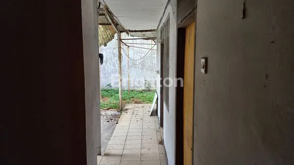 image RUMAH BESAR HANYA HITUNG TANAH - LOKASI DEKAT KE JALAN RAYA (4)