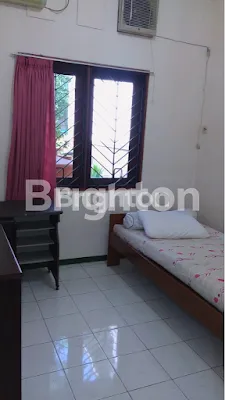 image RUMAH BESAR MODEL BAGUS TIDAK KUNO,DAERAH NYAMAN DAN AMAN KARENA ONE GATE SYSTEM,TENGAH KOTA DEKAT MALL GALAXY DAN DEKAT KAMPUS2 SIAP HUNI (3)