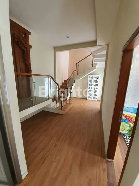 image RUMAH 3LANTAI FULL FURNIS CITRA HARMONI (3)