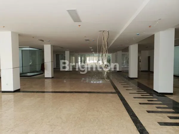 image GEDUNG KEBON SIRIH 7 LANTAI ADA LIFT DENGAN BANGUNAN BARU 5 TAHUN DI JAKARTA PUSAT (3)