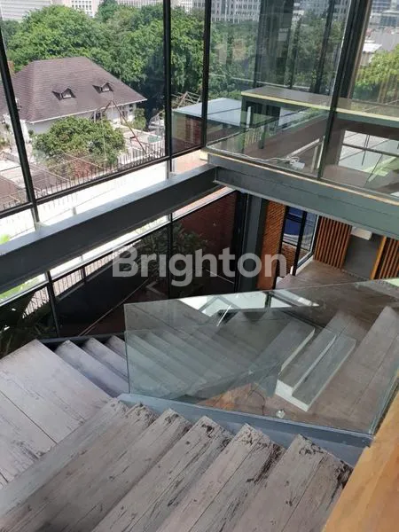 image GEDUNG KEBON SIRIH 7 LANTAI ADA LIFT DENGAN BANGUNAN BARU 5 TAHUN DI JAKARTA PUSAT (2)