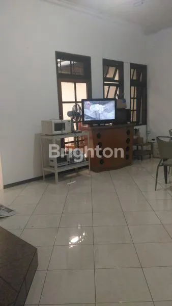 image RUMAH PUSAT KOTA, DEKAT PASAR,DEKAT SEKOLAHAN,DEKAT TEMPAT IBADAH,MALL (4)